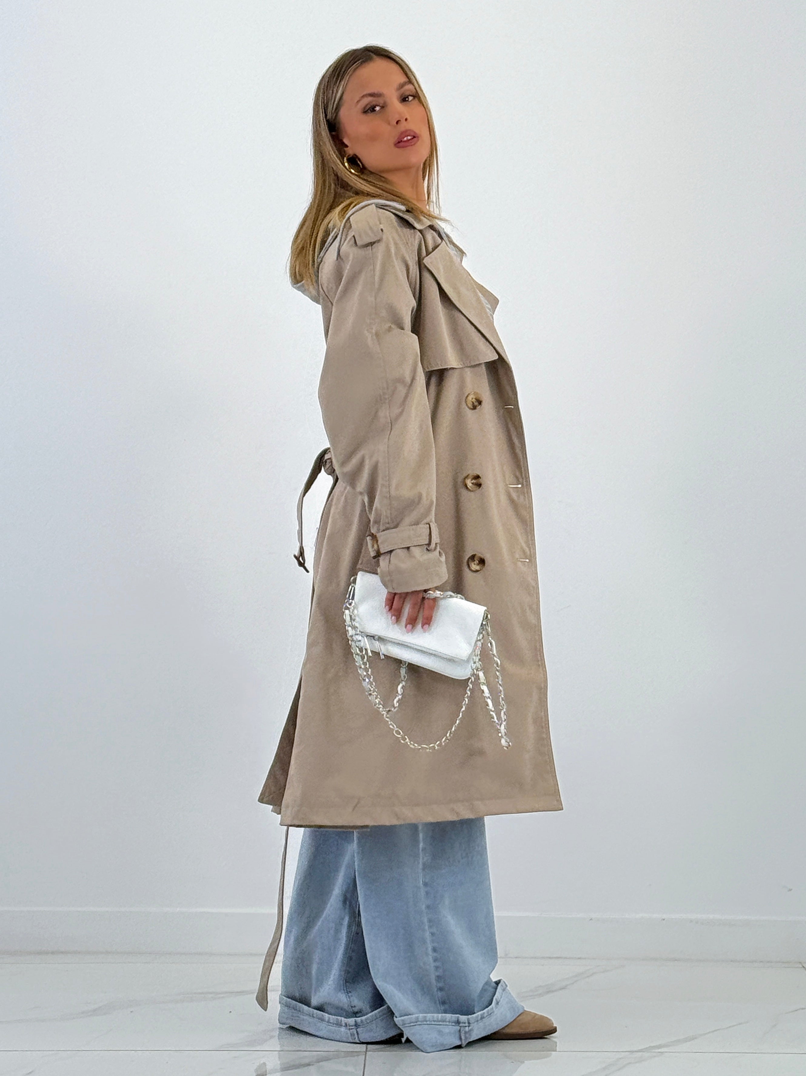 Gabardina trench capucha
