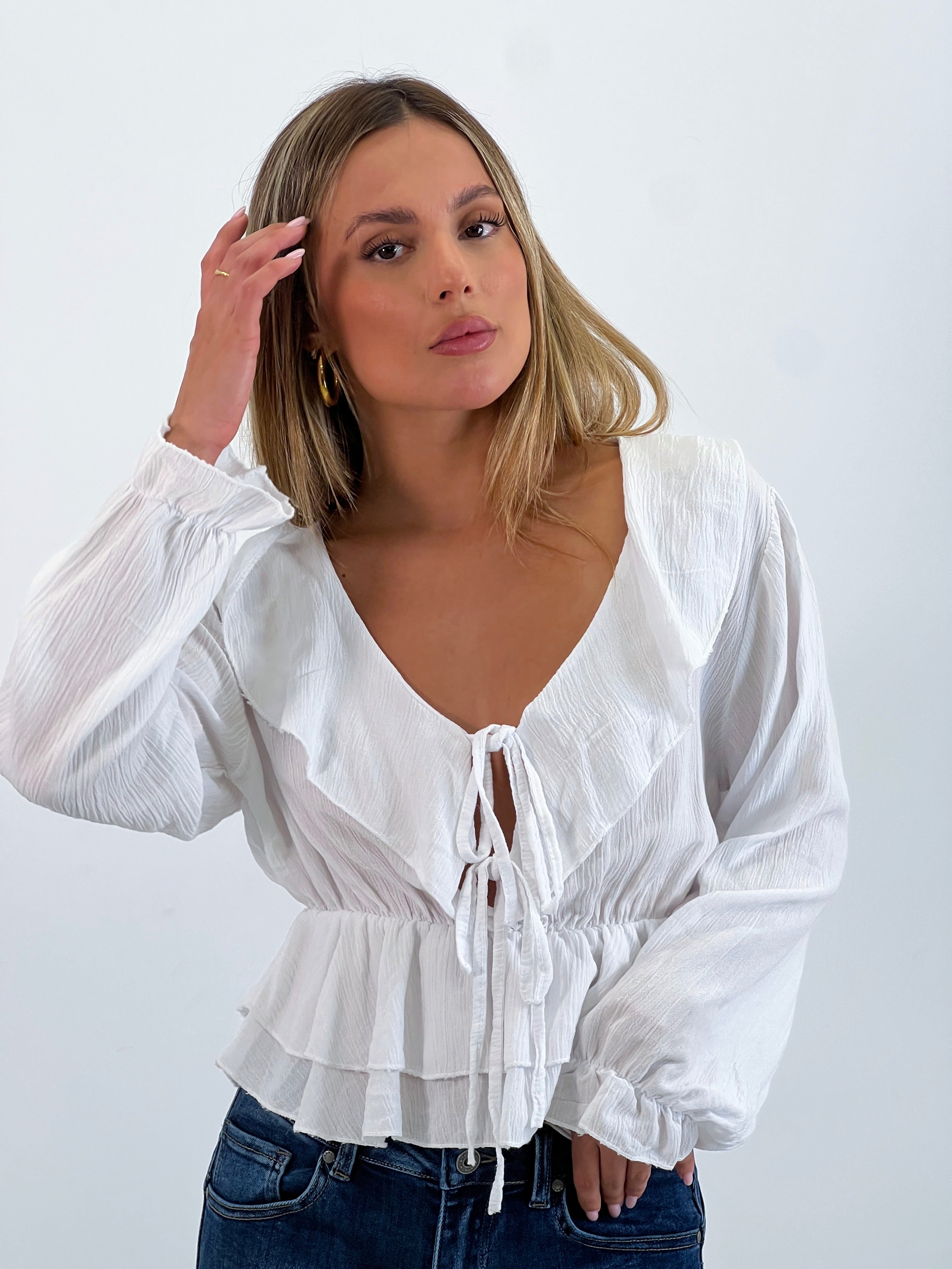 Blusa fruncida cuerda volante