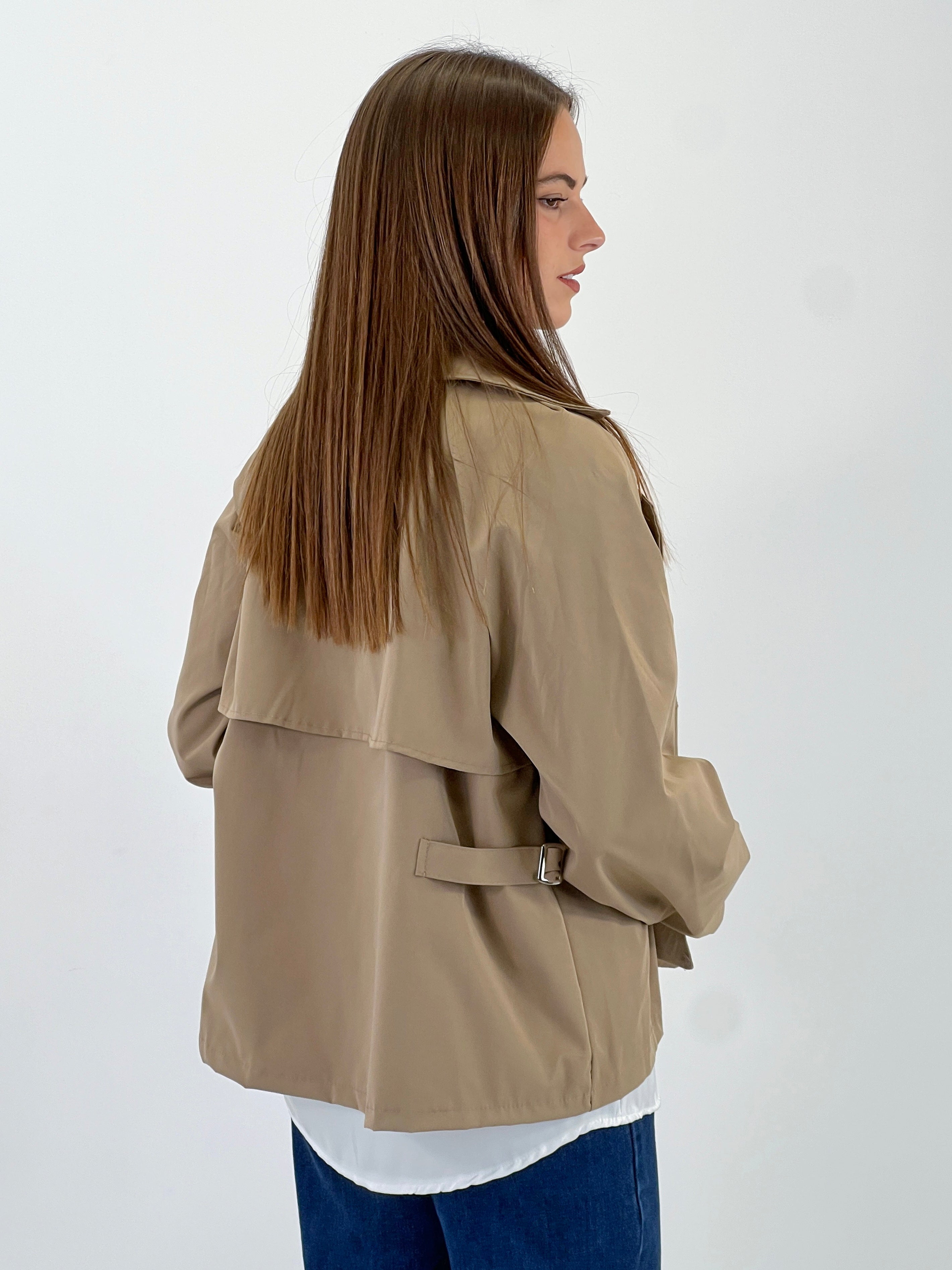 Gabardina trench corta