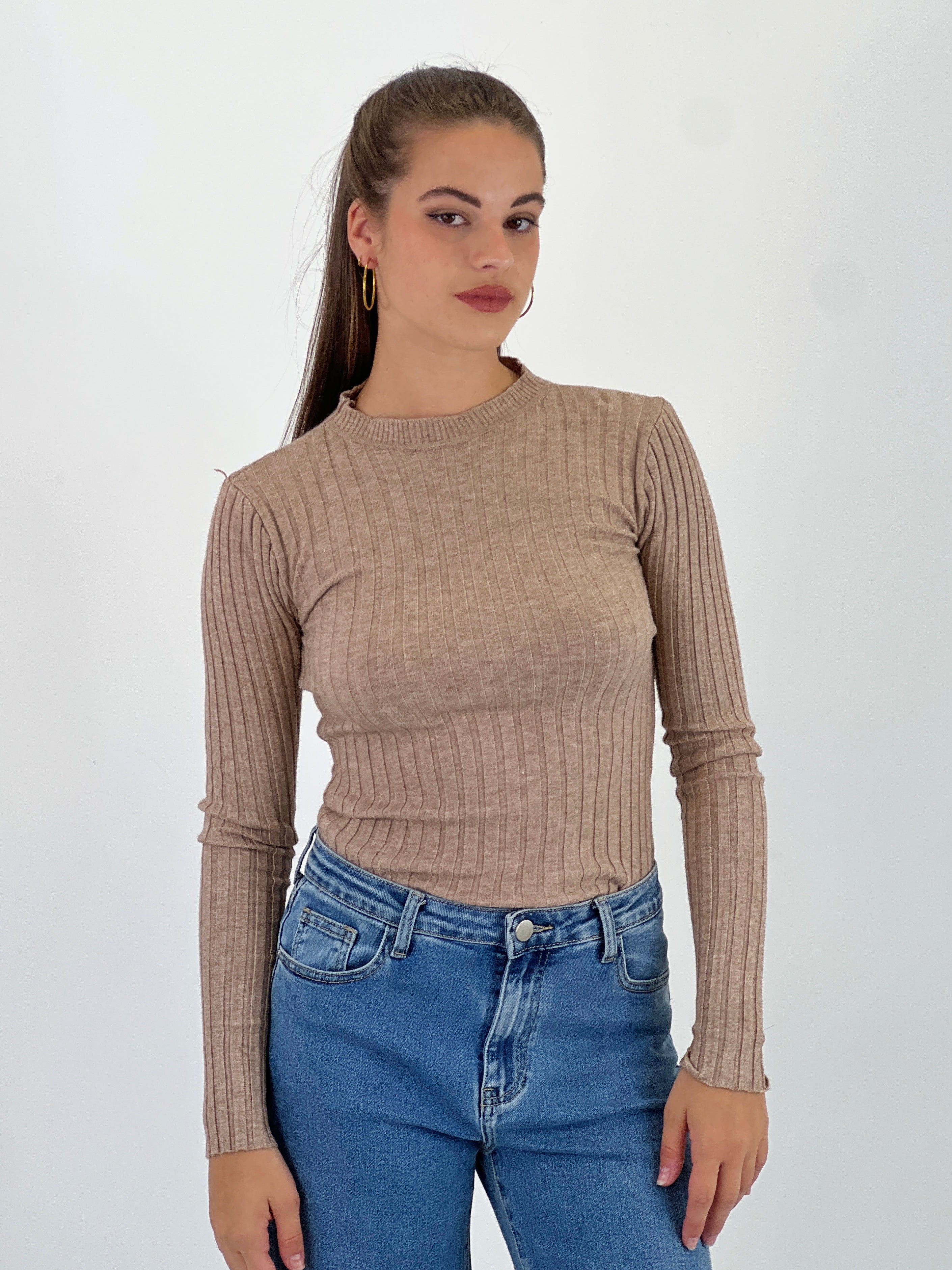 Jersey canalé cuello redondo