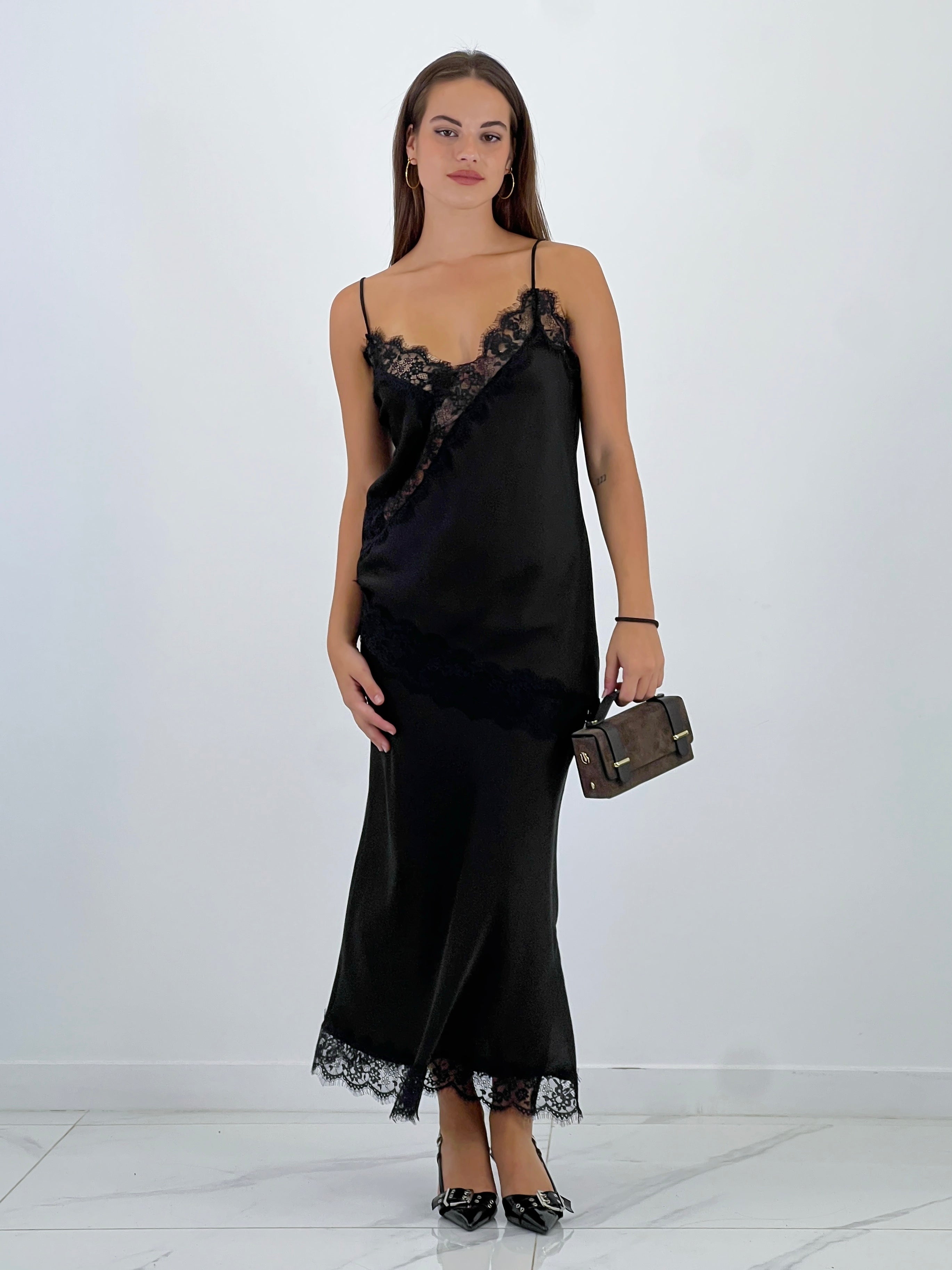 Sabata de taló kitten amb sivella