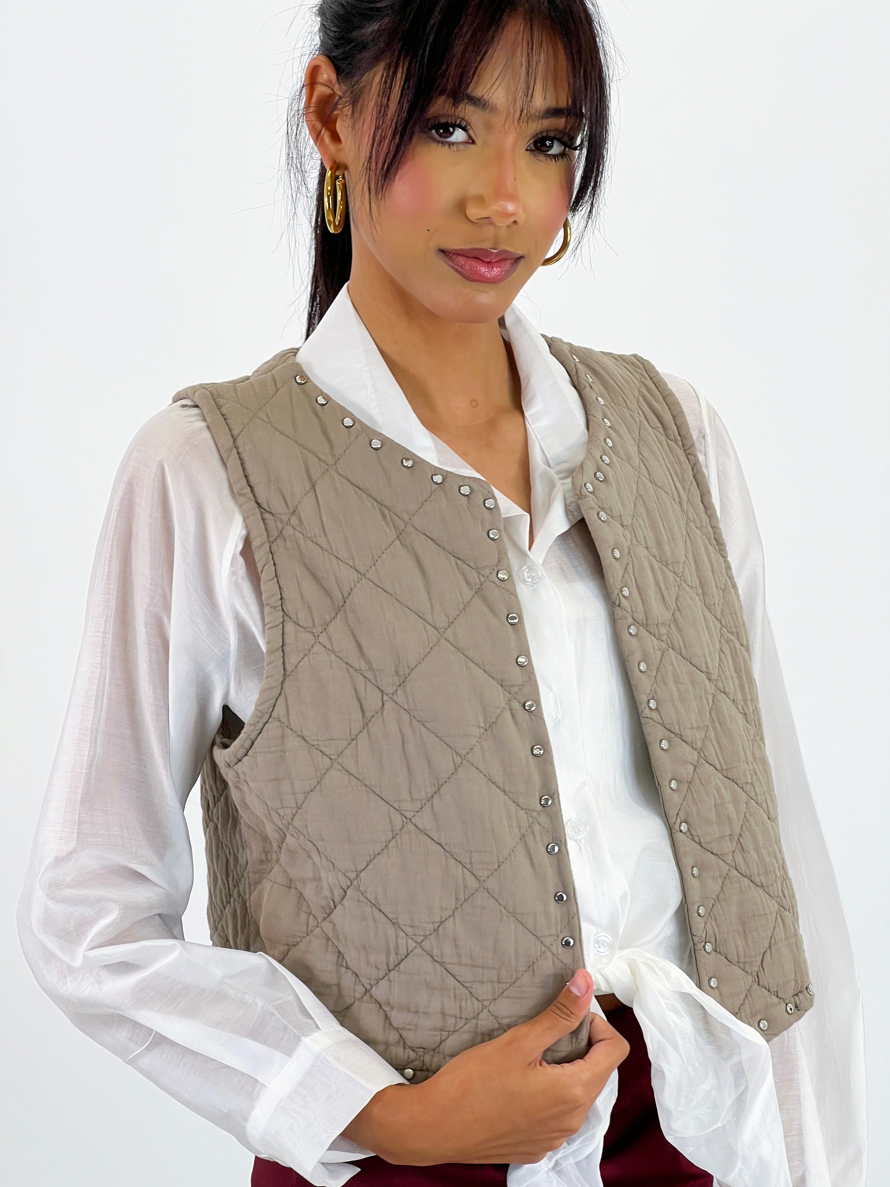 Chaleco padding tachas