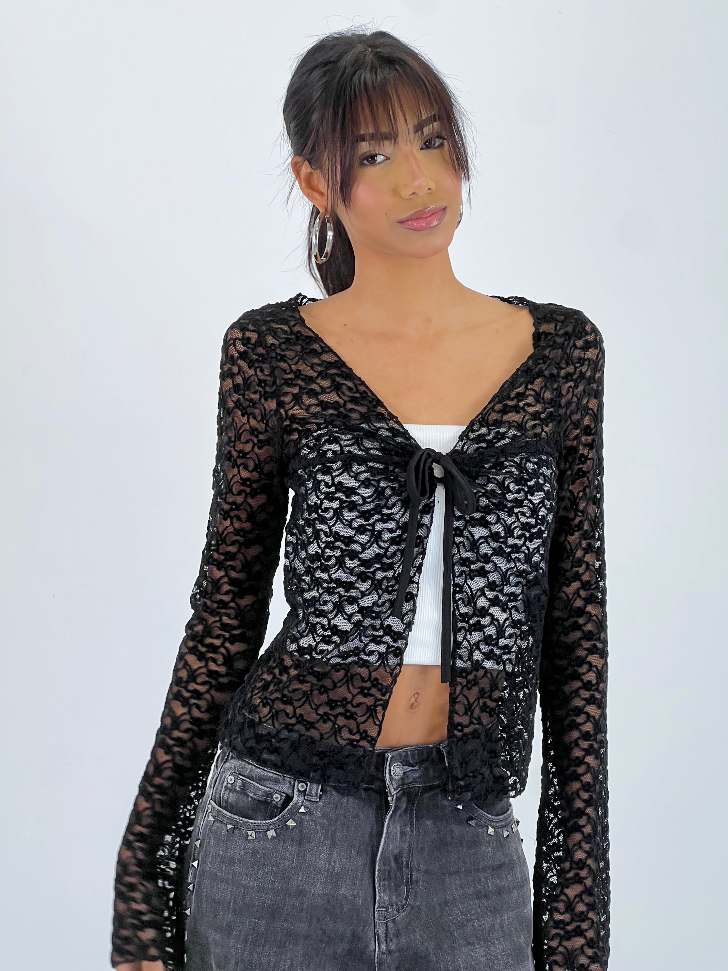 Camisa lazada encaje terciopelo