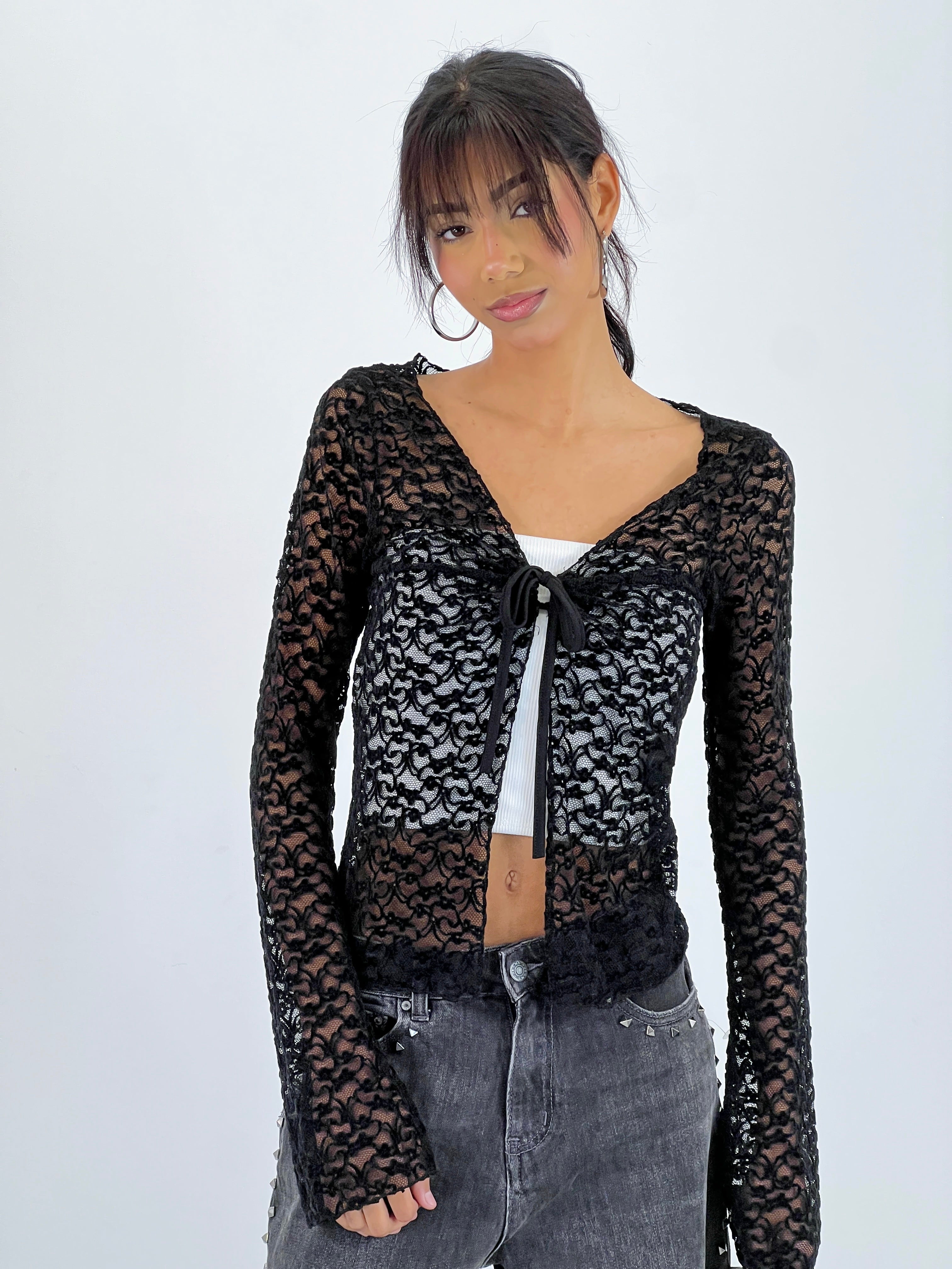 Camisa lazada encaje terciopelo