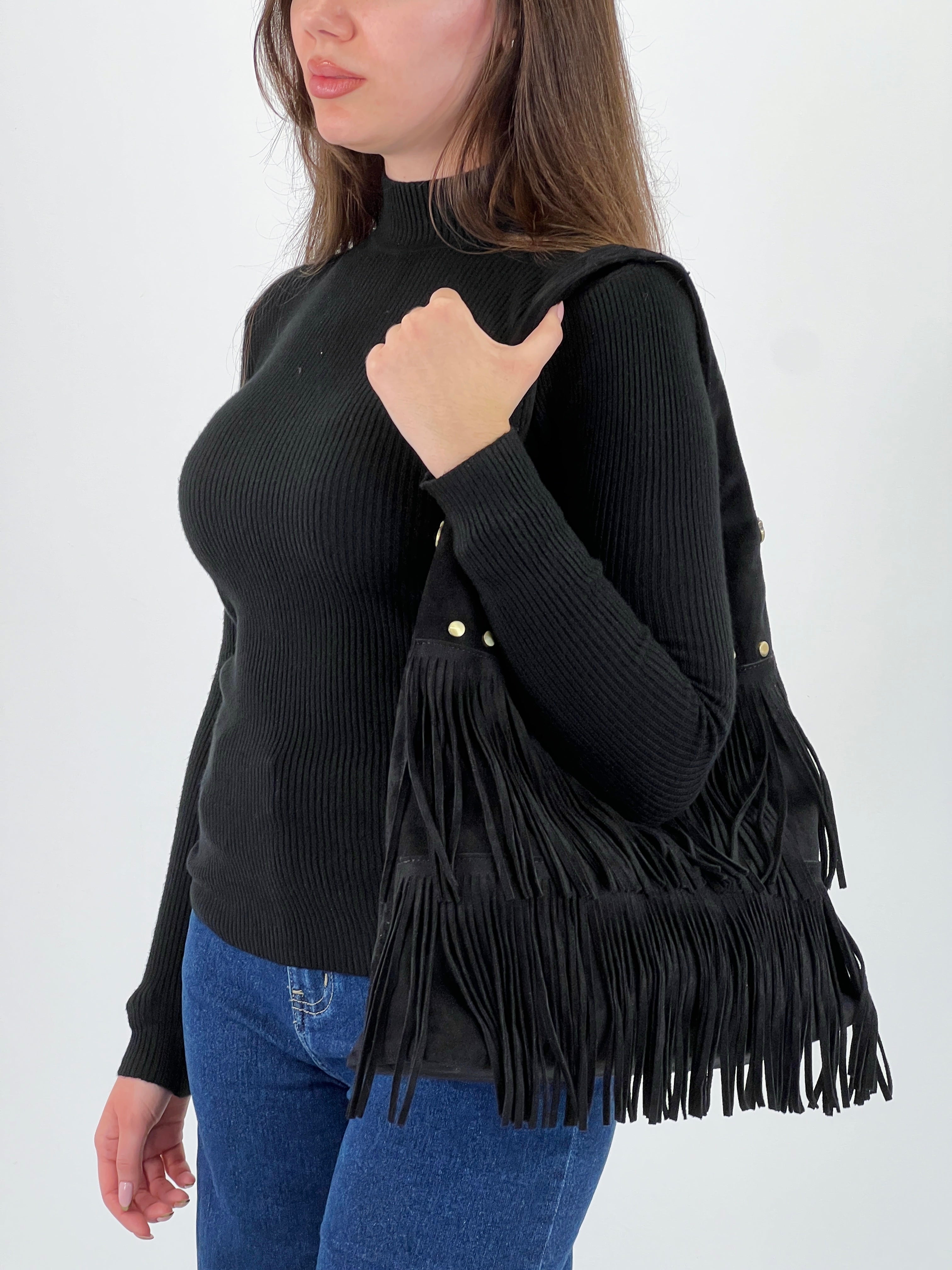 Bolso flecos tachuela