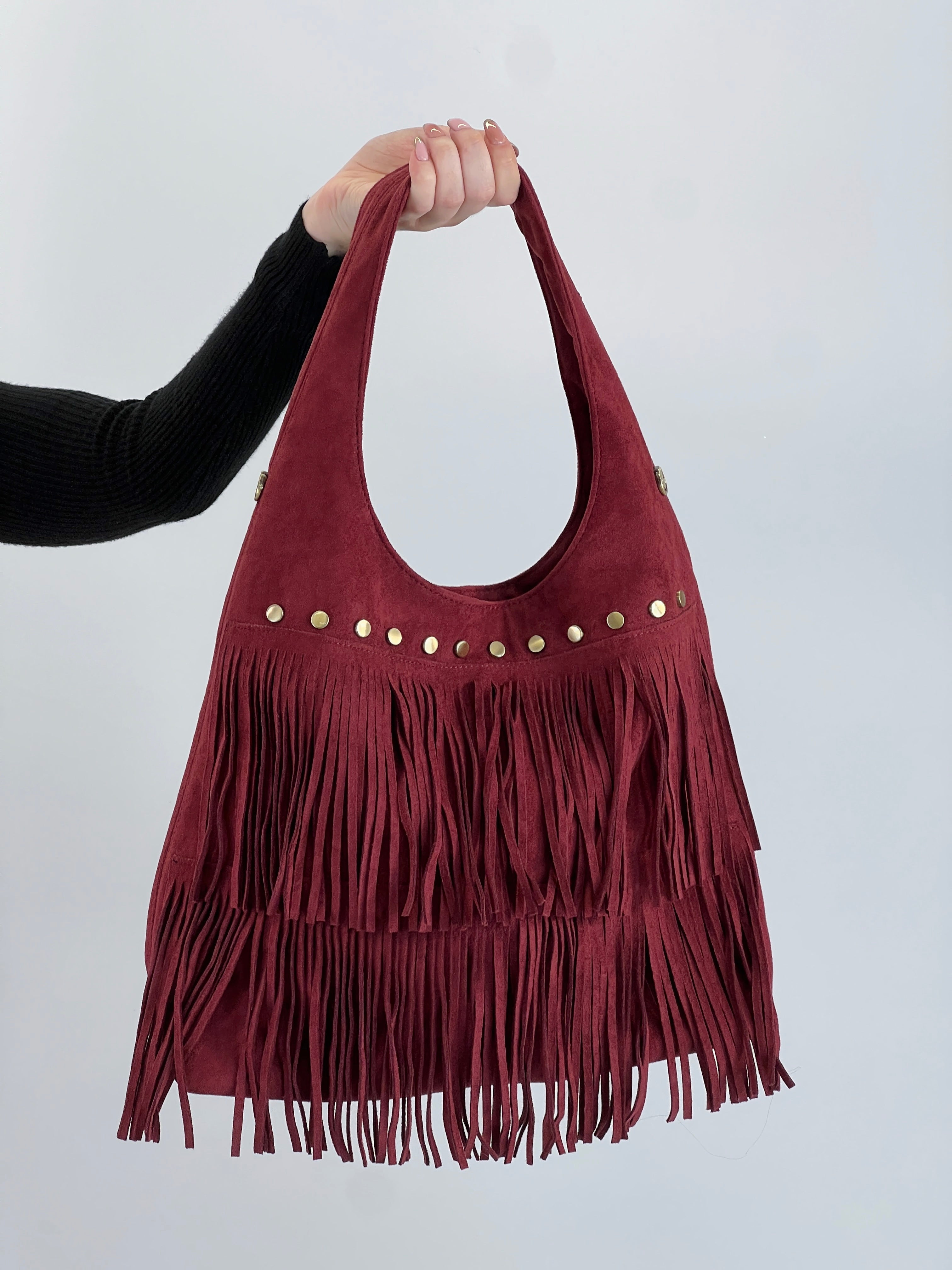 Bolso flecos tachuela