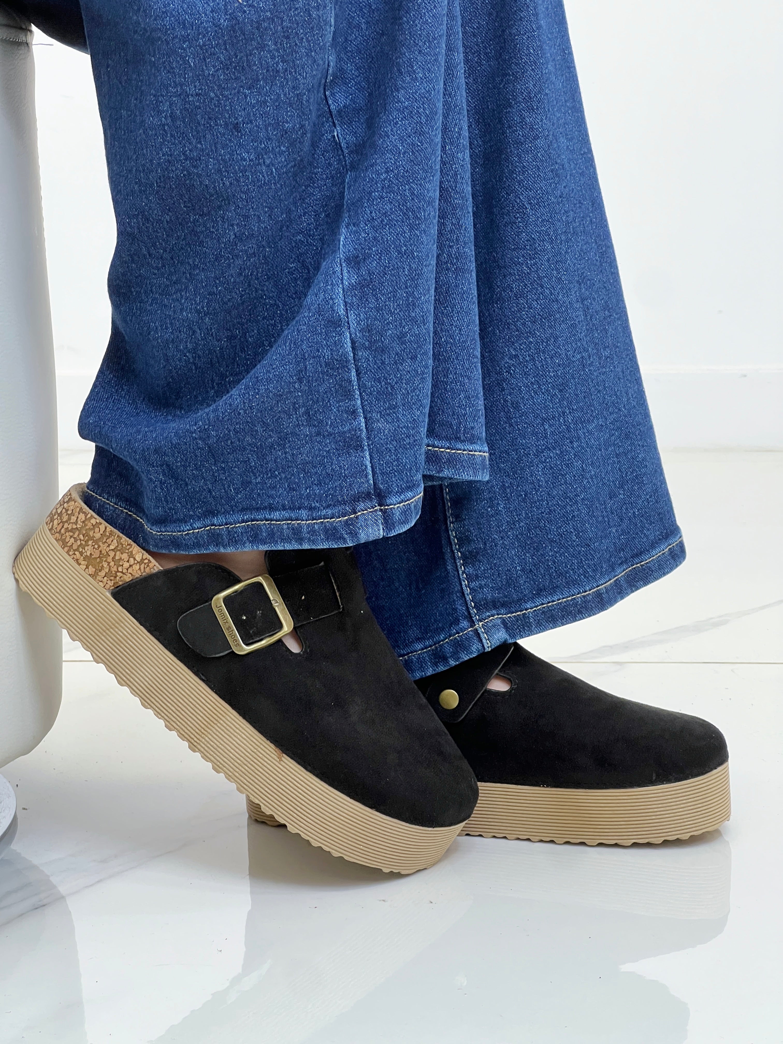 Zueco plataforma serraje