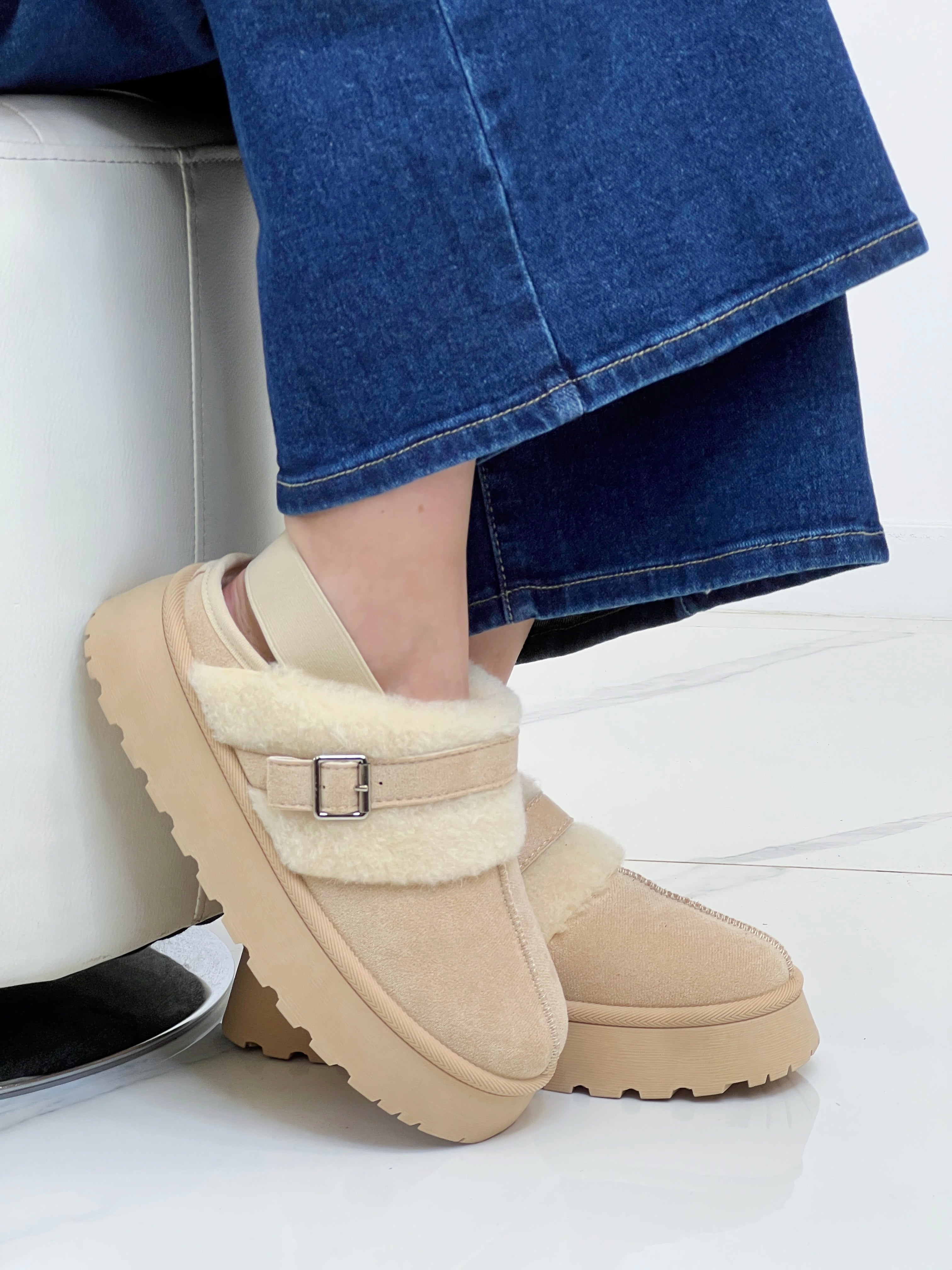 Zueco plataforma borreguito