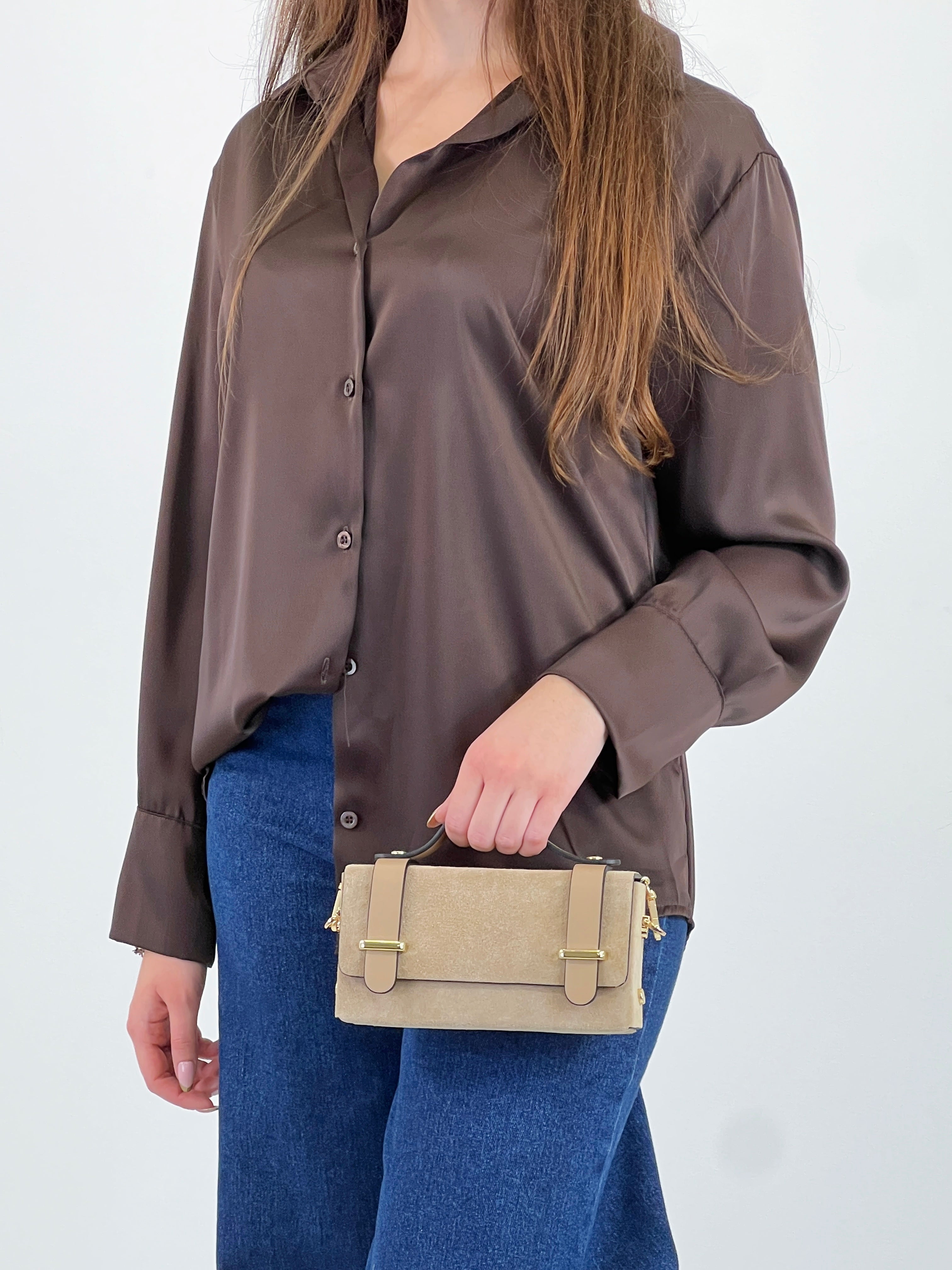 Bolso de piel correas