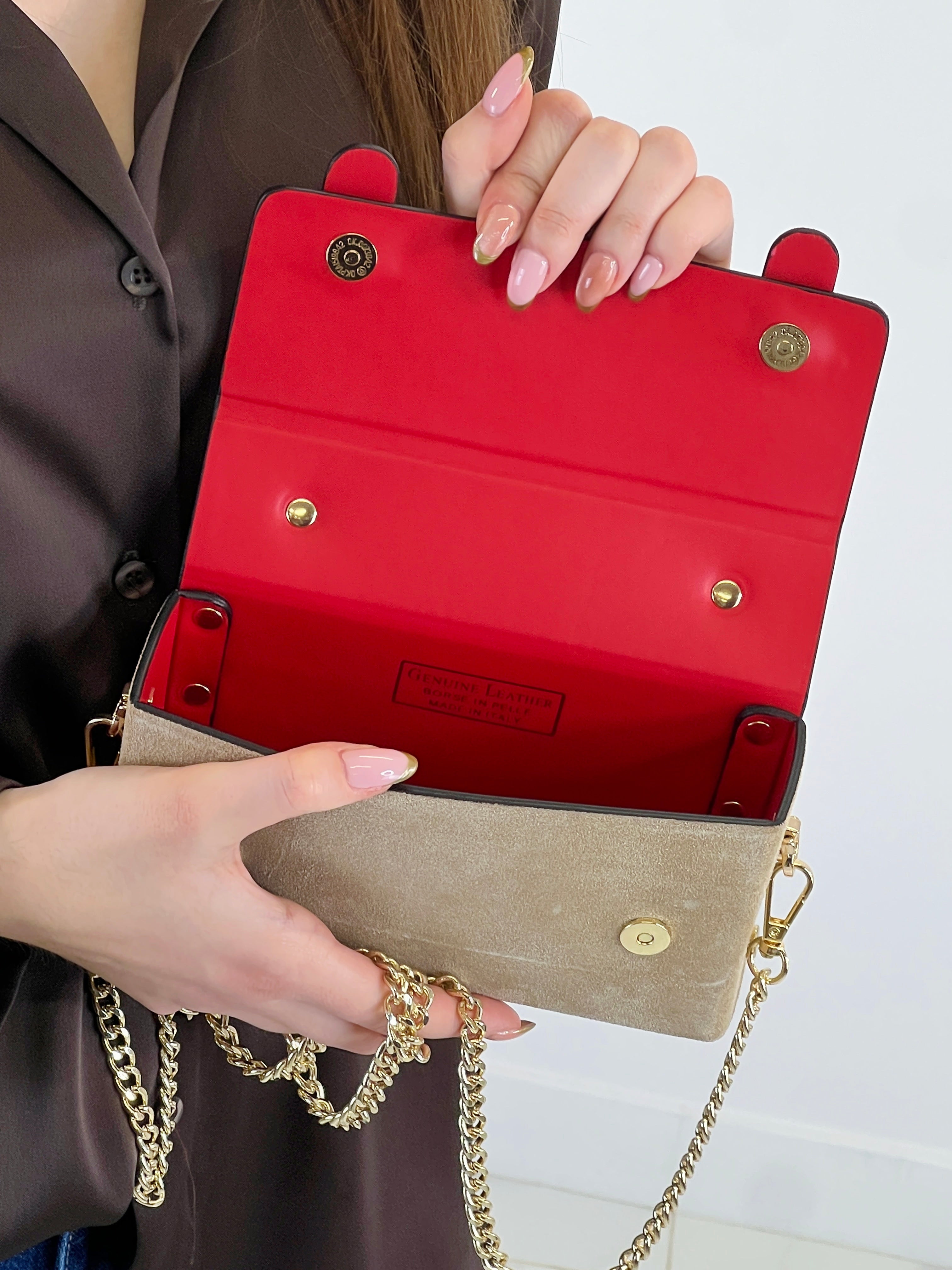 Bolso de piel correas