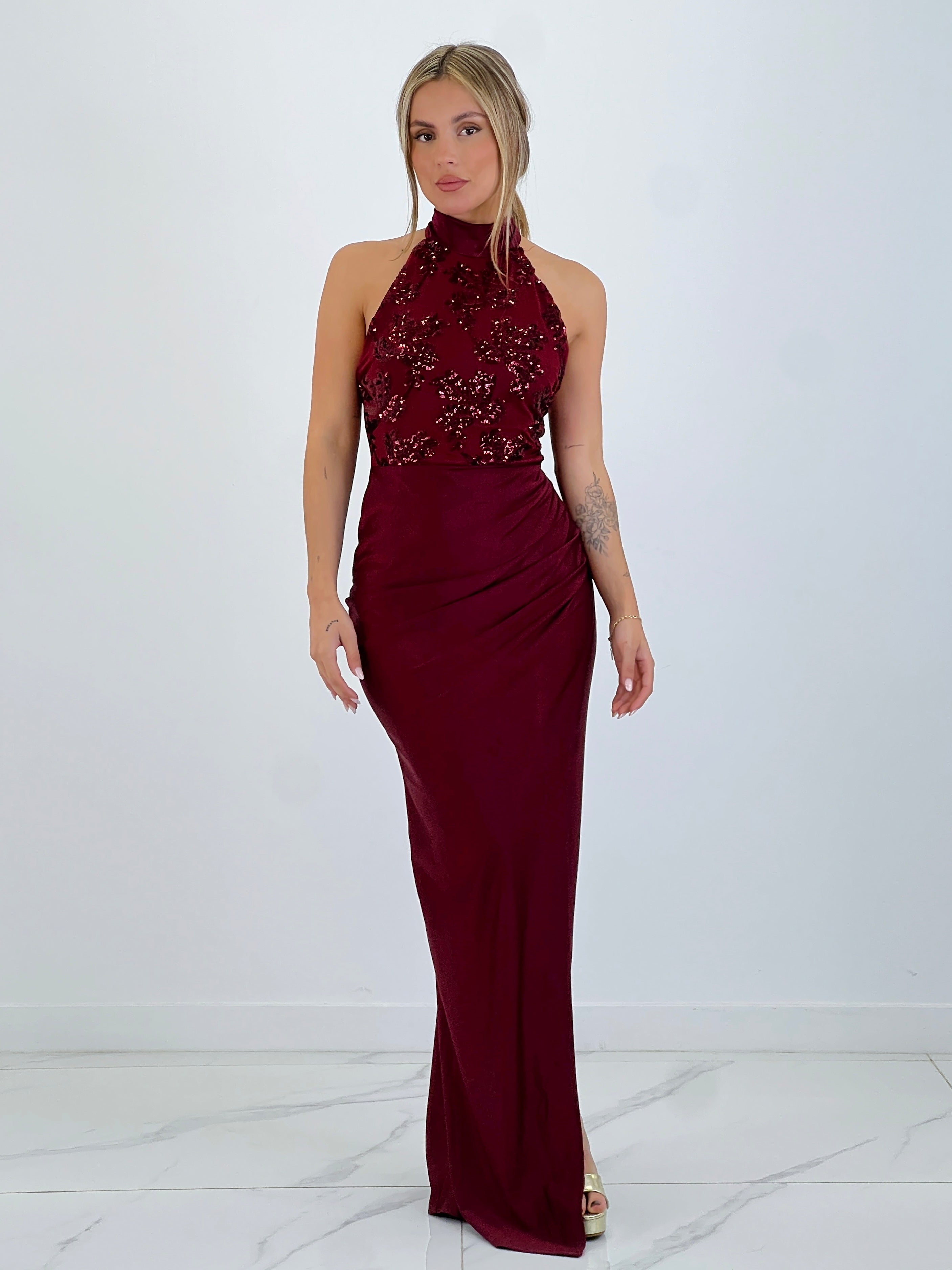 Vestido raso halter lentejuelas