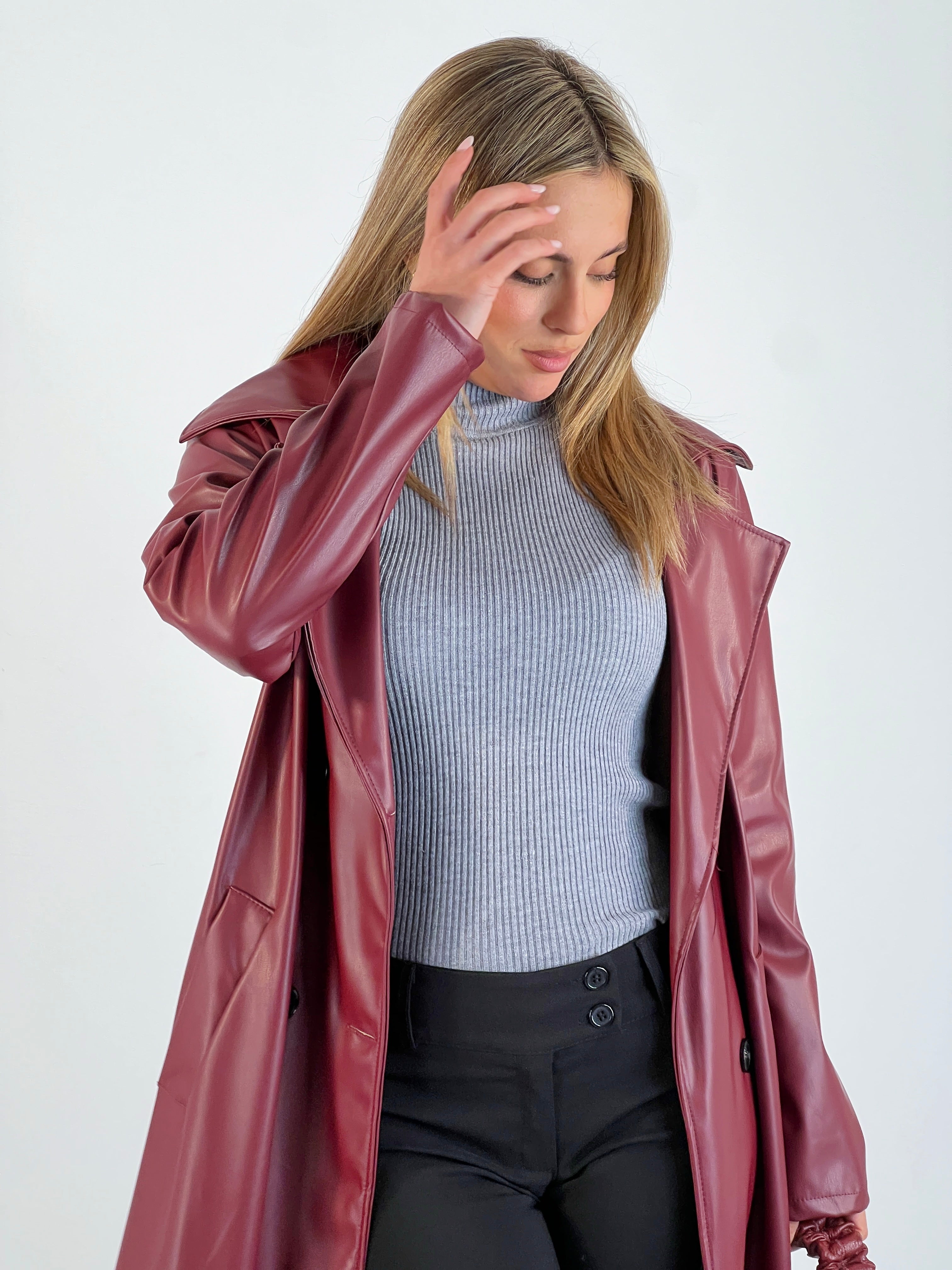 Gabardina efecto piel