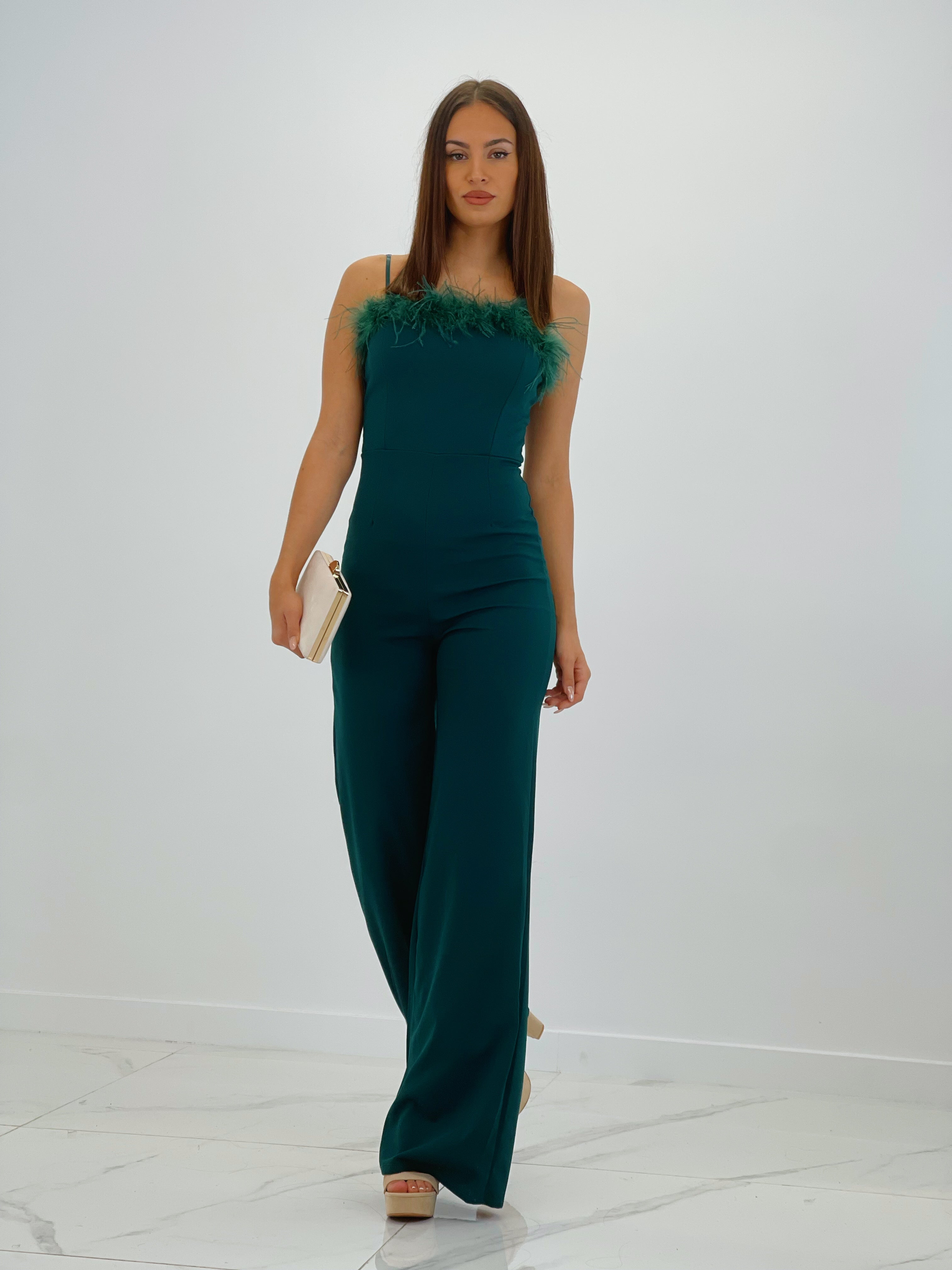 Mono crepscuba plumas