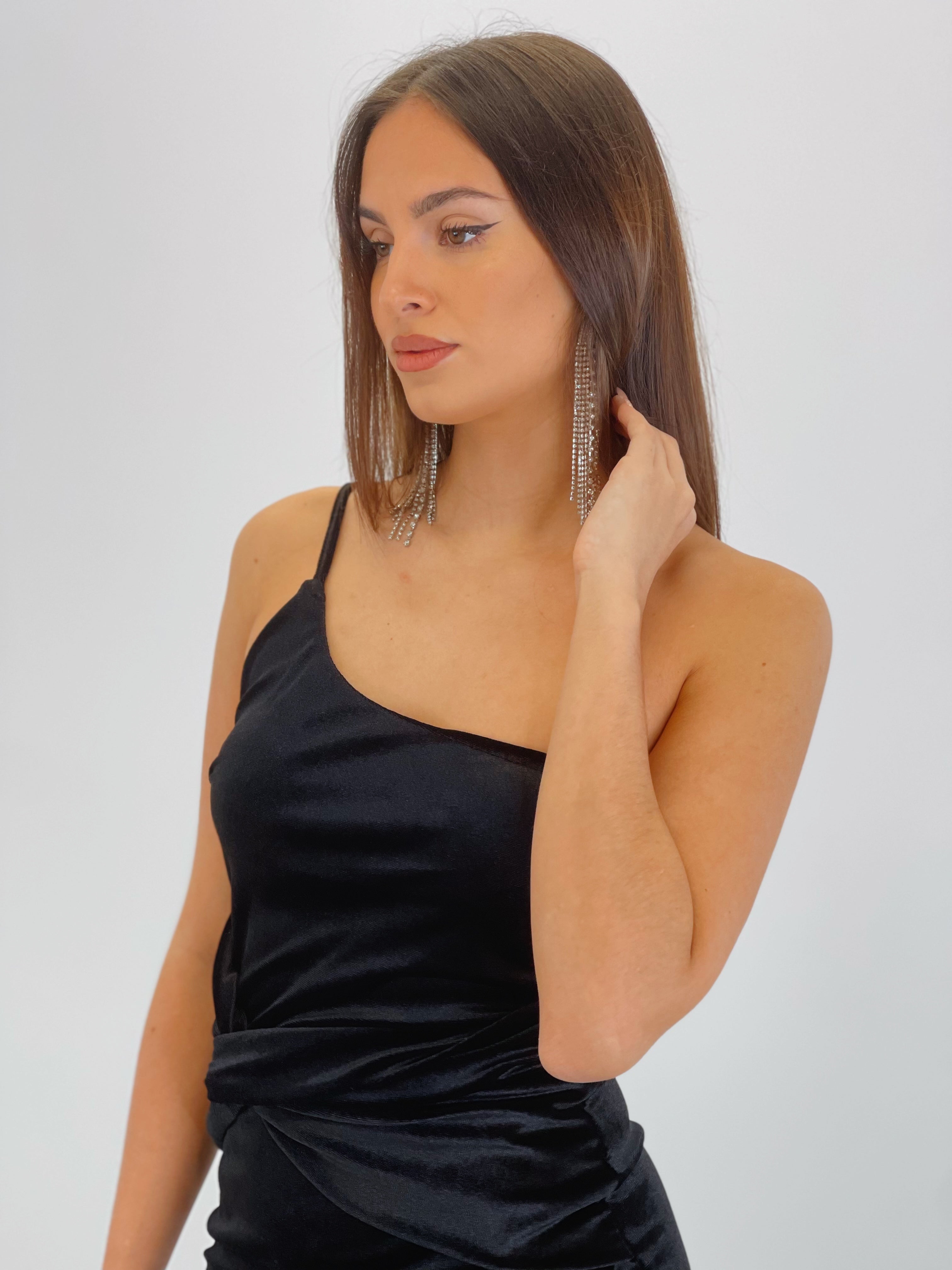 Vestido terciopelo asimétrico anudado