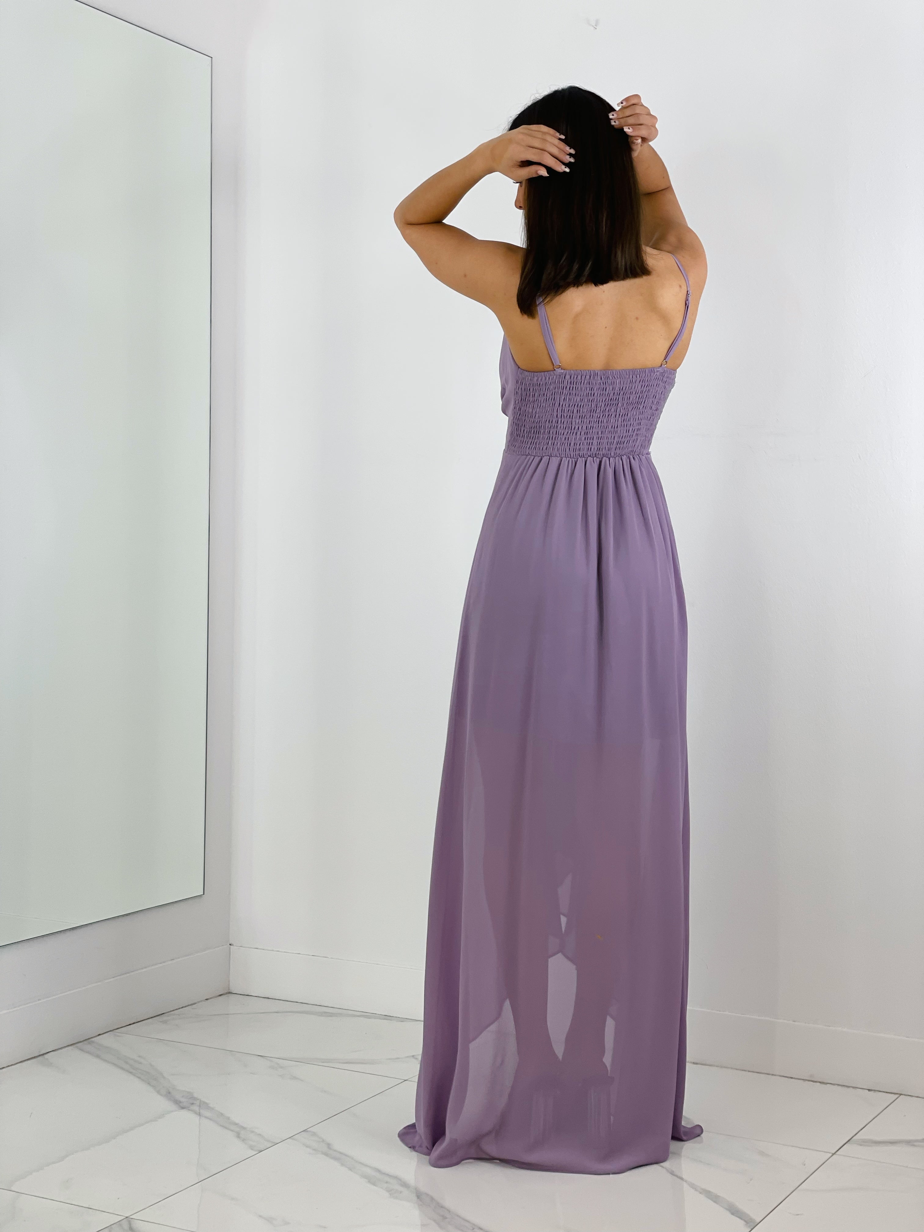 Vestido ceremonia con escote cruzado y fruncido en la parte trasera color malva | Zebra&Maduixa