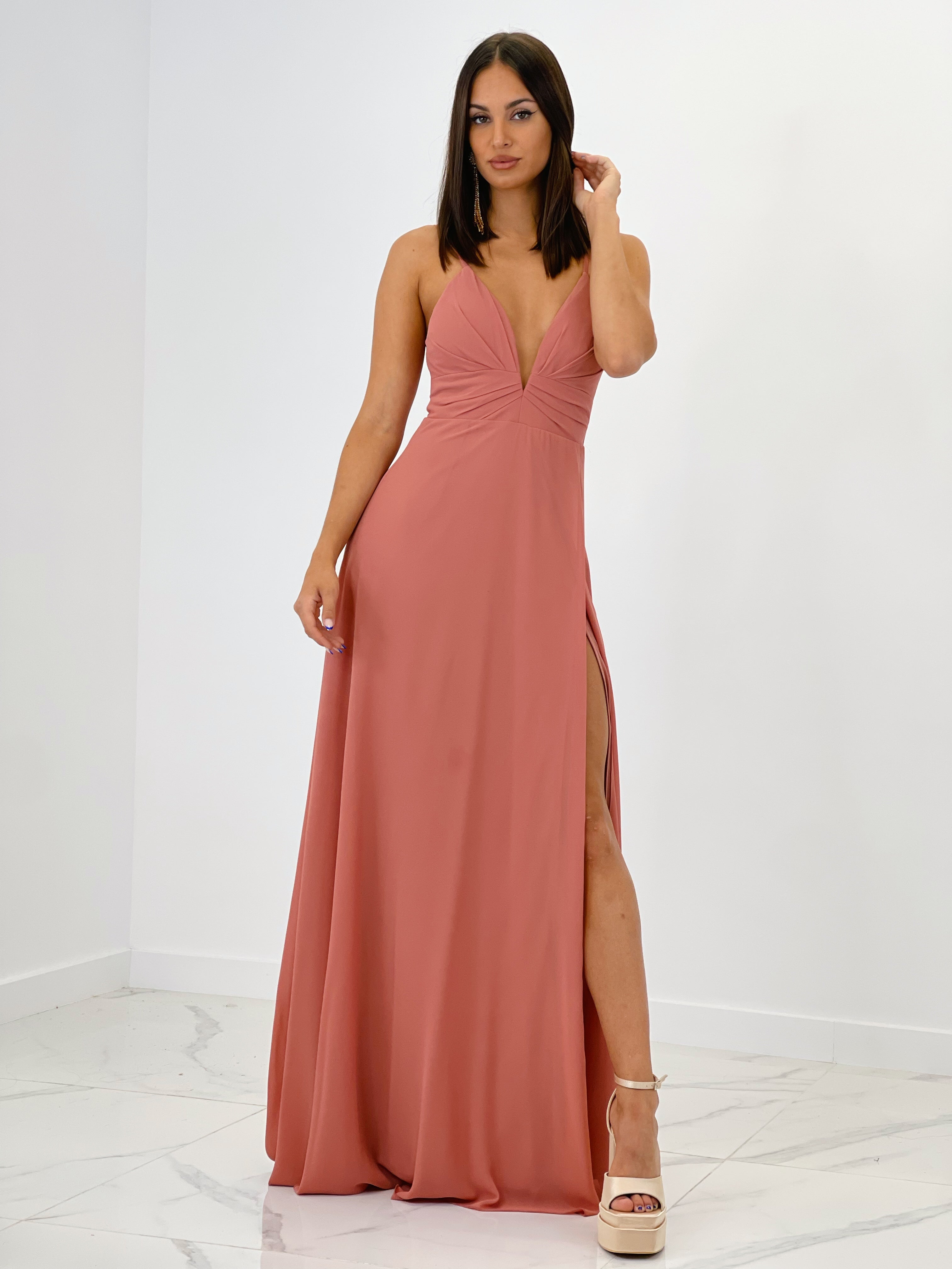 Vestido ceremonia escote v con corte coral | Zebra&Maduixa