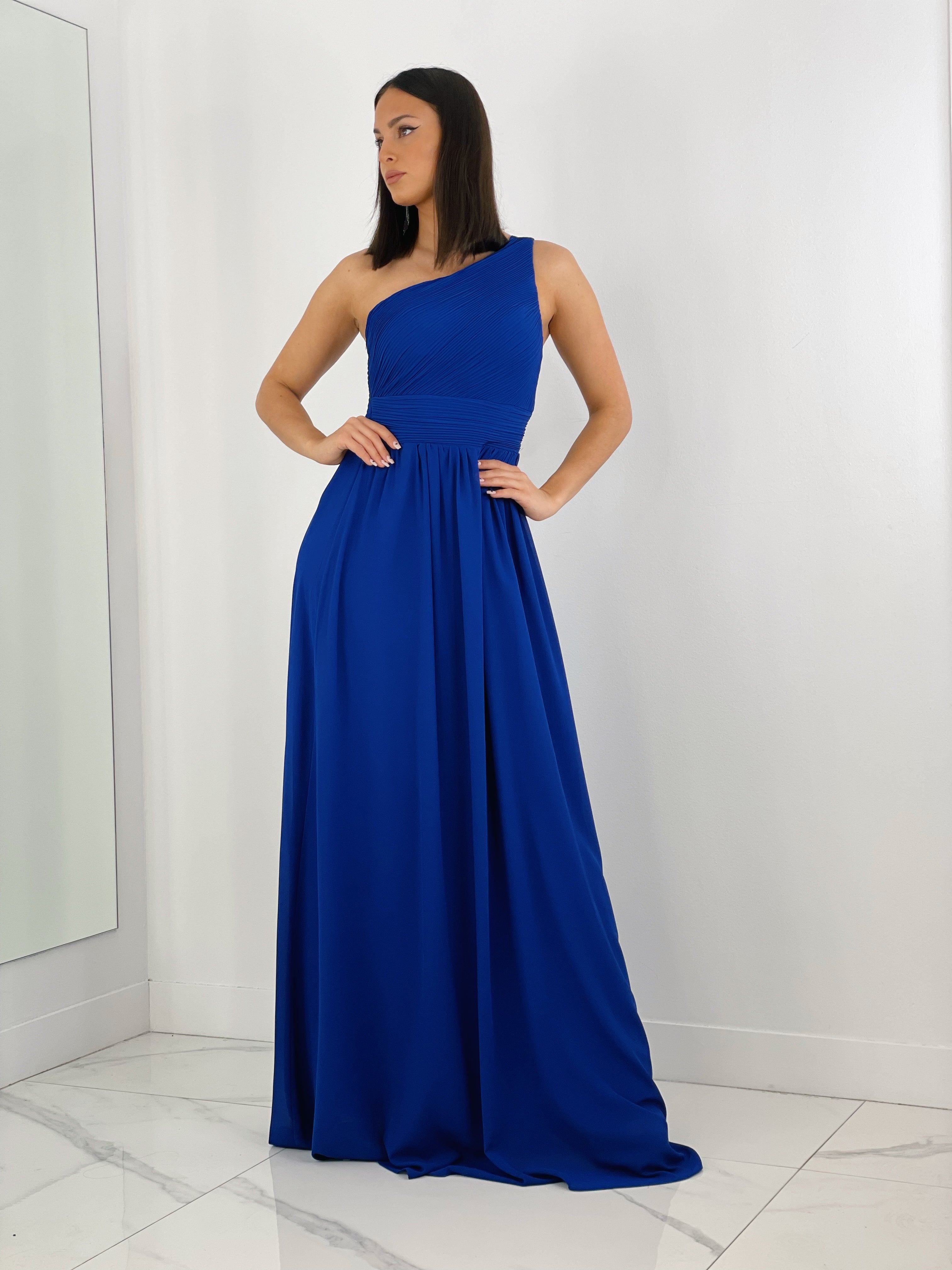 Vestido de ceremonia de escote asimétrico y drapeado color azul klein | Zebra&Maduixa